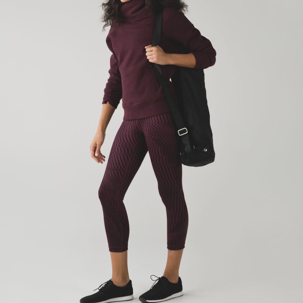 SOLD ON MERCARI - Lululemon crop leggings